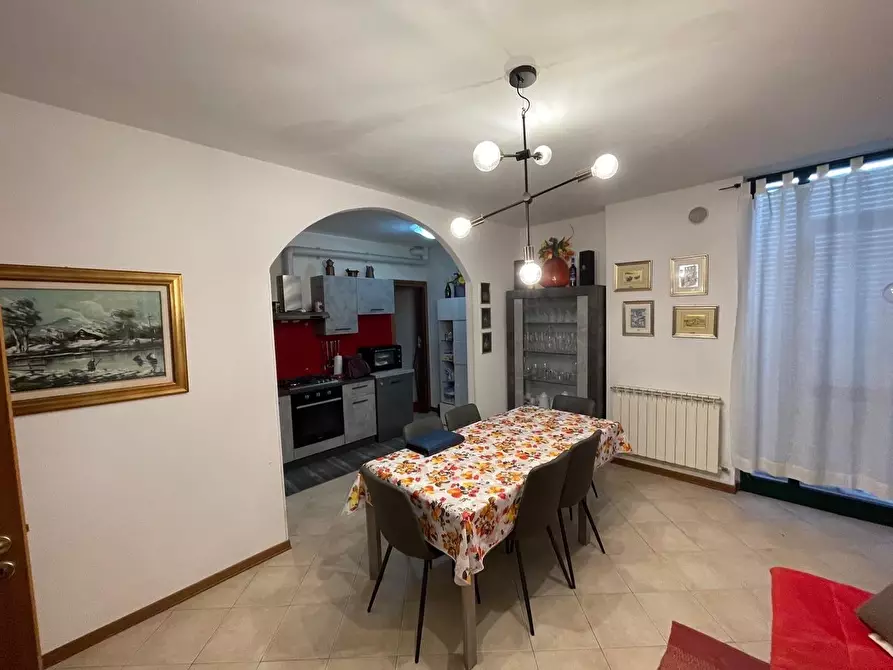 Immagine 8 di Appartamento in vendita  a Siena