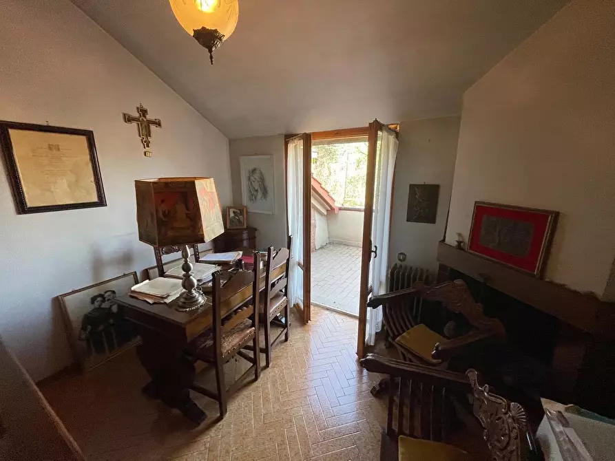 Immagine 72 di Appartamento in vendita  a Siena