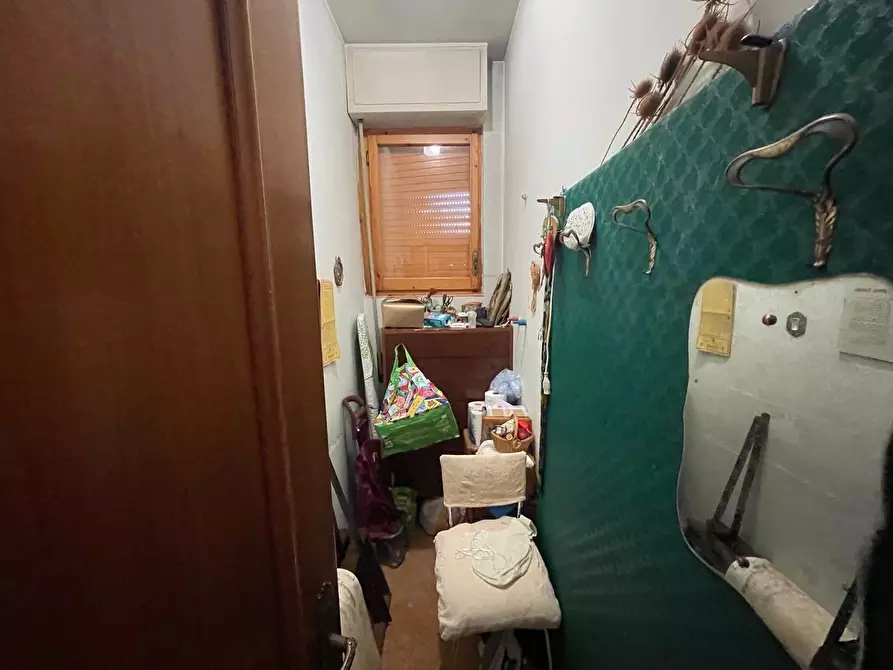 Immagine 37 di Appartamento in vendita  a Siena