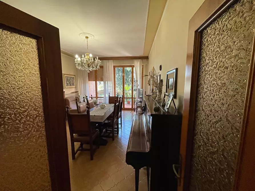 Immagine 7 di Appartamento in vendita  a Siena