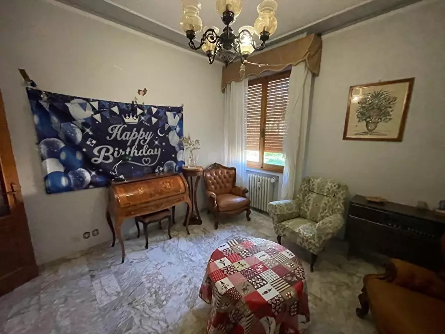 Immagine 31 di Appartamento in vendita  a Siena