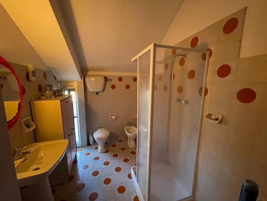 Immagine 69 di Appartamento in vendita  a Siena