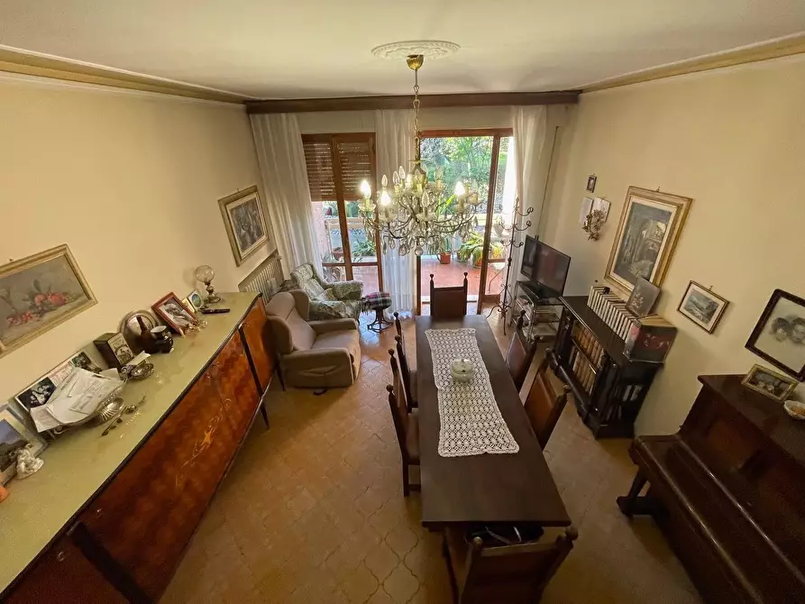 Immagine 53 di Appartamento in vendita  a Siena