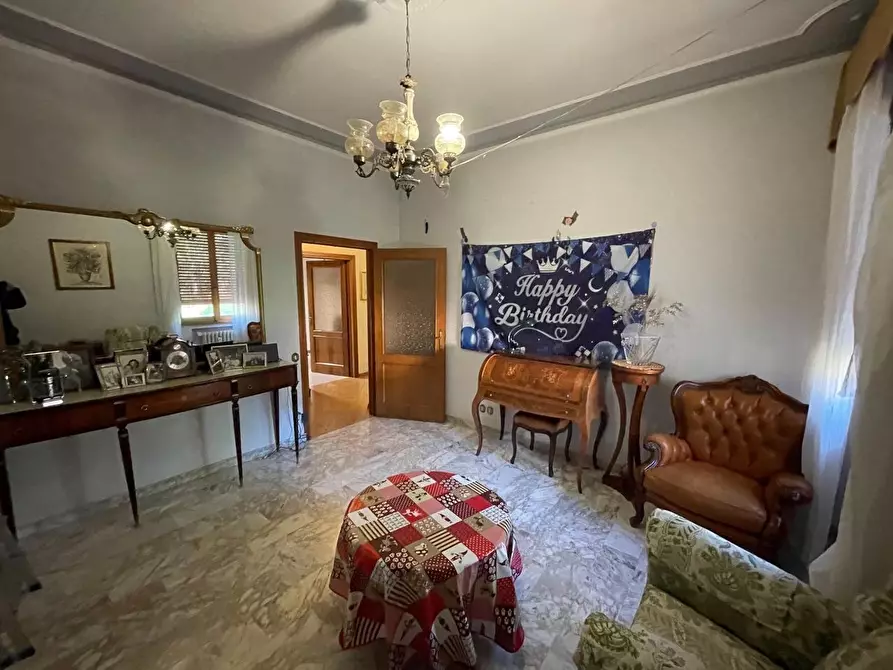 Immagine 34 di Appartamento in vendita  a Siena