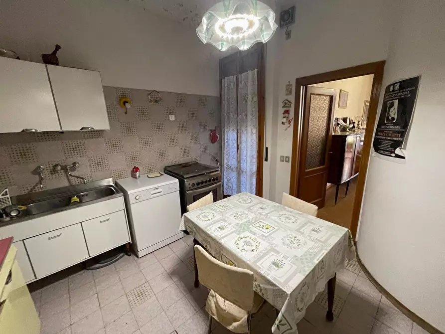 Immagine 26 di Appartamento in vendita  a Siena