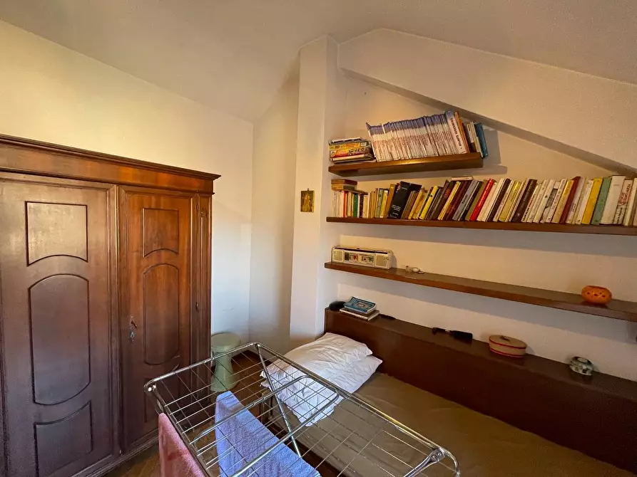 Immagine 63 di Appartamento in vendita  a Siena
