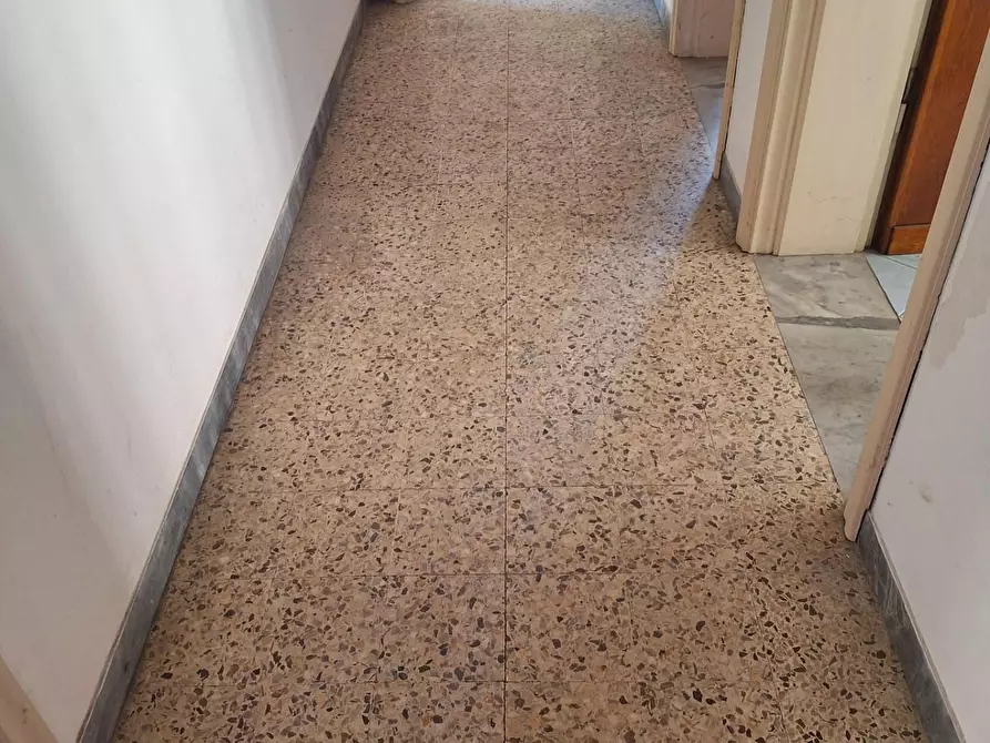 Immagine 12 di Appartamento in vendita  a Capannori