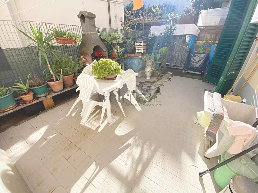 Immagine 29 di Terratetto in vendita  a Campi Bisenzio