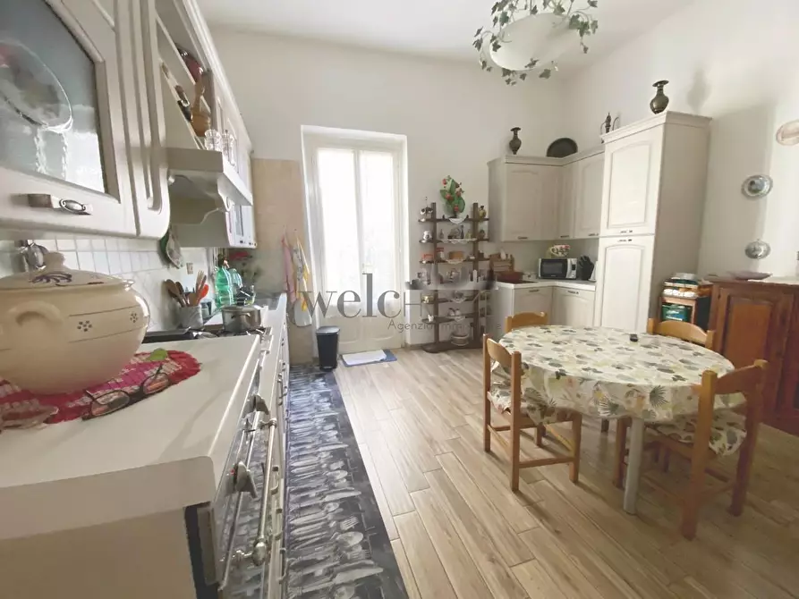 Immagine 7 di Terratetto in vendita  a Campi Bisenzio