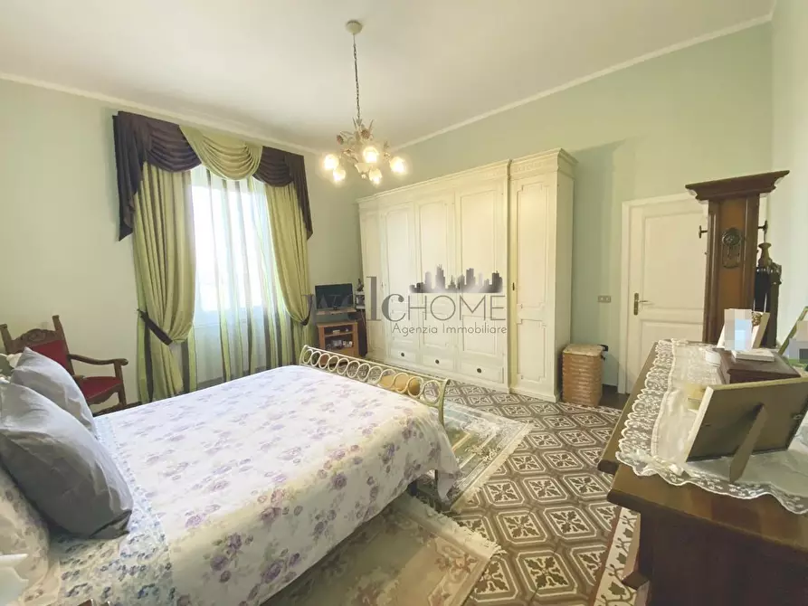 Immagine 13 di Terratetto in vendita  a Campi Bisenzio