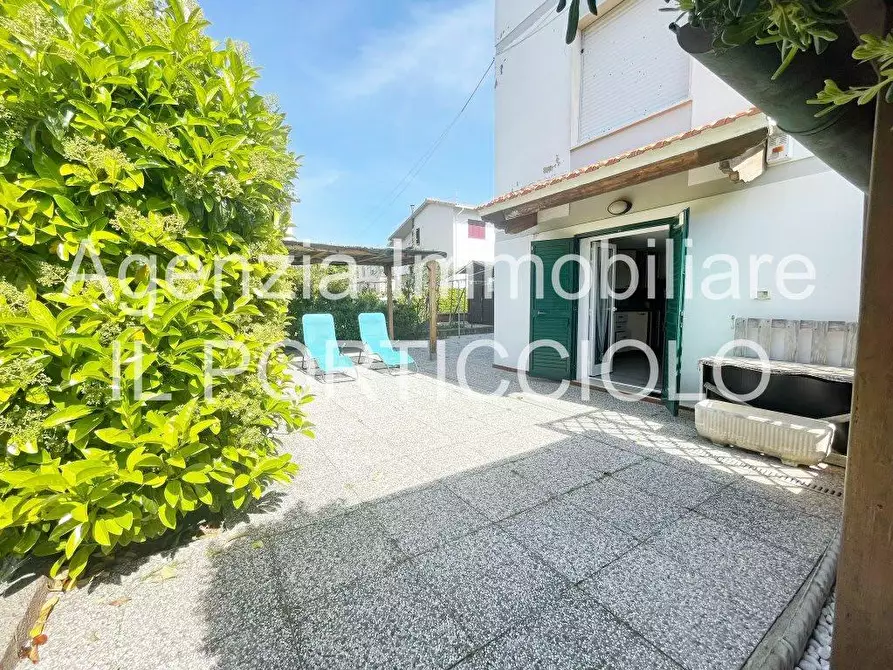 Immagine 1 di Appartamento in vendita  a Cecina