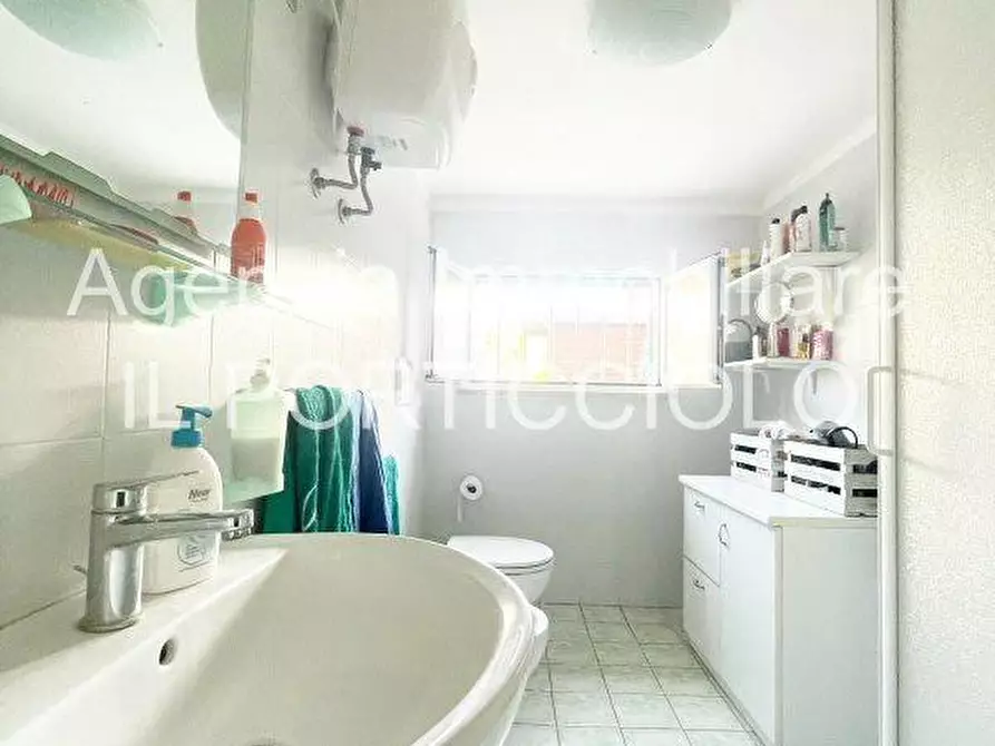 Immagine 23 di Appartamento in vendita  a Cecina