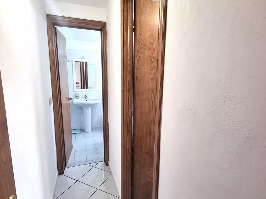 Immagine 18 di Appartamento in vendita  a Viareggio