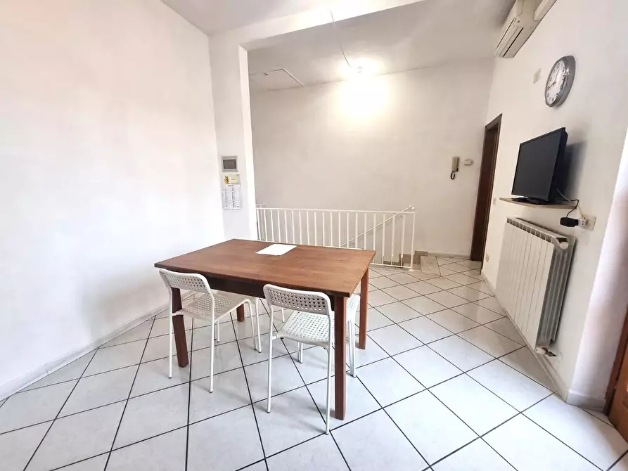 Immagine 4 di Appartamento in vendita  a Viareggio