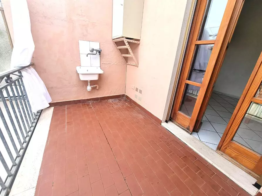 Immagine 7 di Appartamento in vendita  a Viareggio