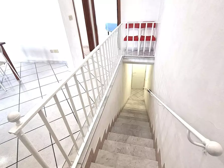 Immagine 8 di Appartamento in vendita  a Viareggio