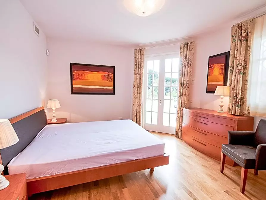 Immagine 25 di Villa in vendita  a Forte Dei Marmi