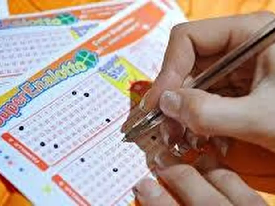 Immagine 14 di Attività commerciale in vendita  a Venaria Reale