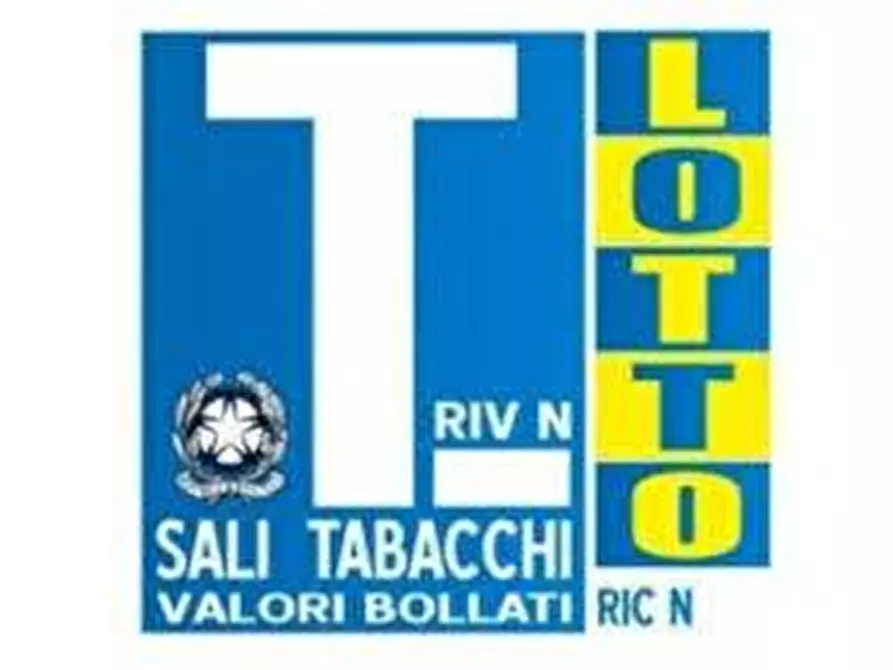 Immagine 16 di Attività commerciale in vendita  a Venaria Reale