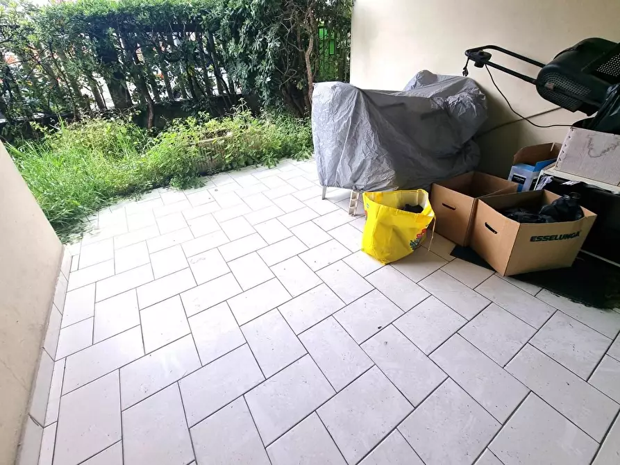 Immagine 9 di Appartamento in vendita  a Viareggio