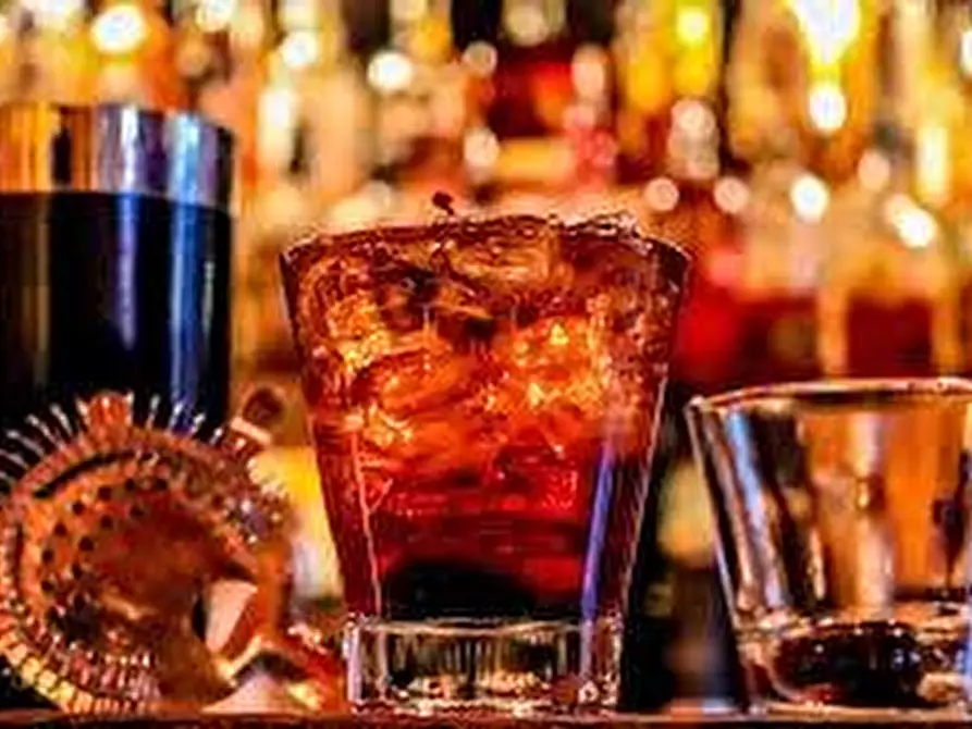 Immagine 4 di Attività commerciale in vendita  a Torino