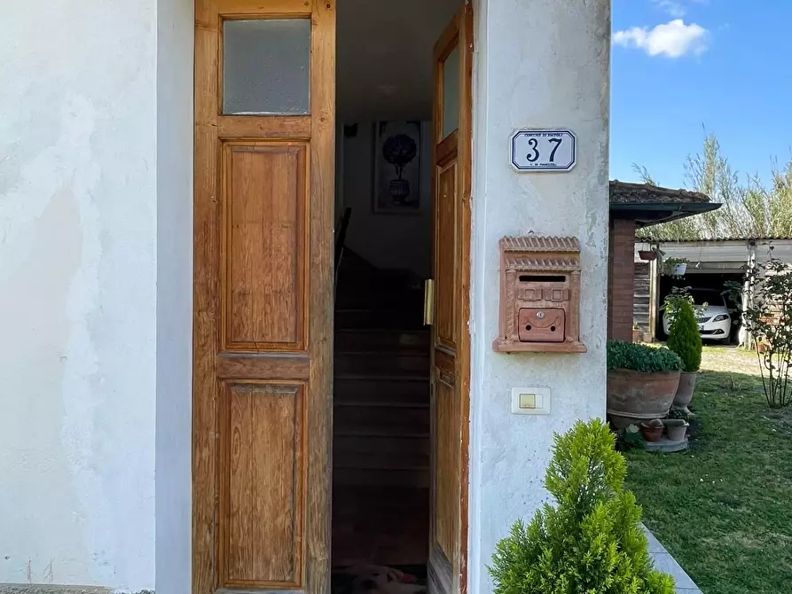 Immagine 25 di Casa semindipendente in vendita  a Empoli
