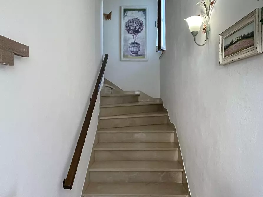 Immagine 14 di Casa semindipendente in vendita  a Empoli