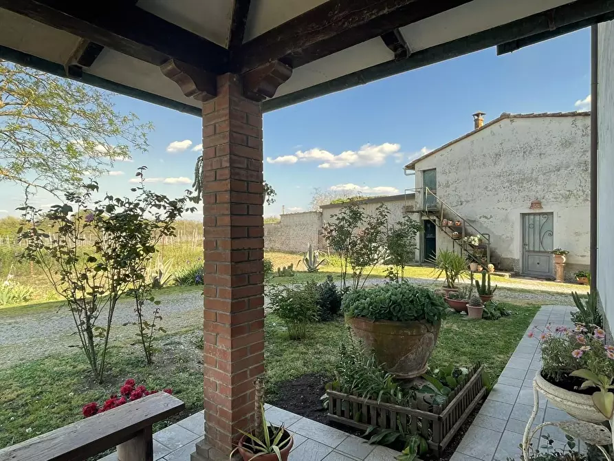 Immagine 13 di Casa semindipendente in vendita  a Empoli