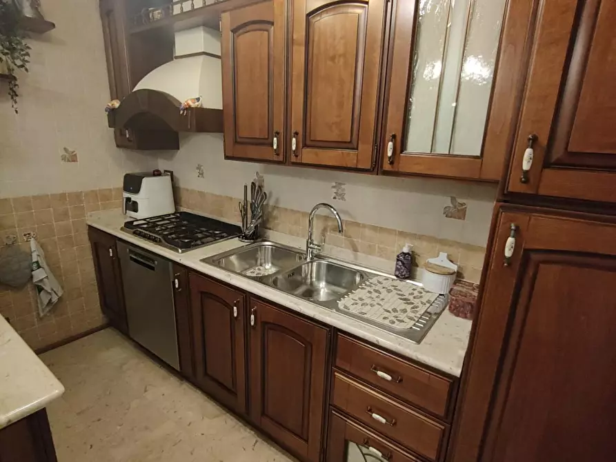 Immagine 48 di Casa indipendente in vendita  a Viareggio