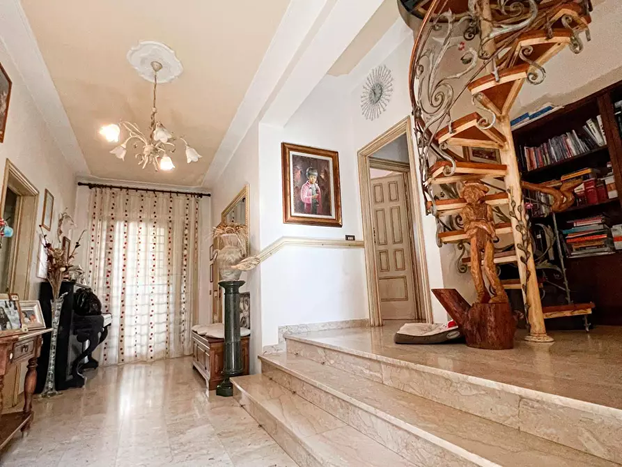 Immagine 22 di Casa indipendente in vendita  a Viareggio