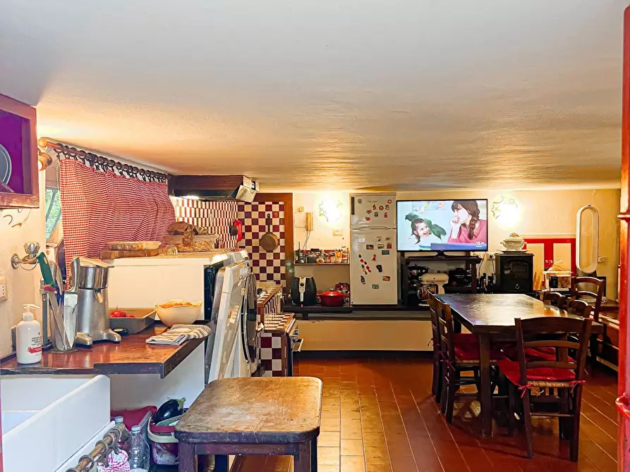 Immagine 36 di Casa indipendente in vendita  a Viareggio