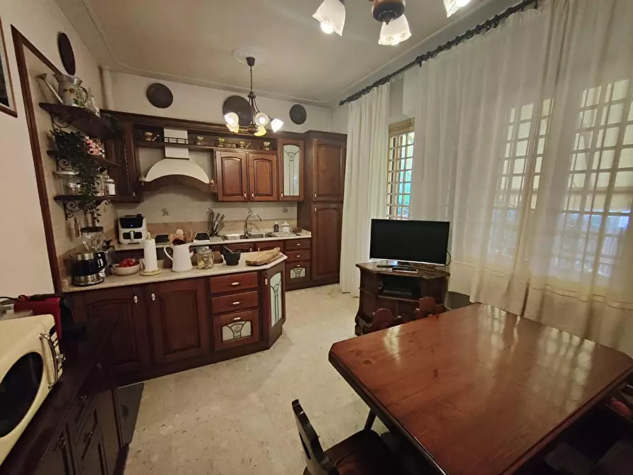 Immagine 13 di Casa indipendente in vendita  a Viareggio