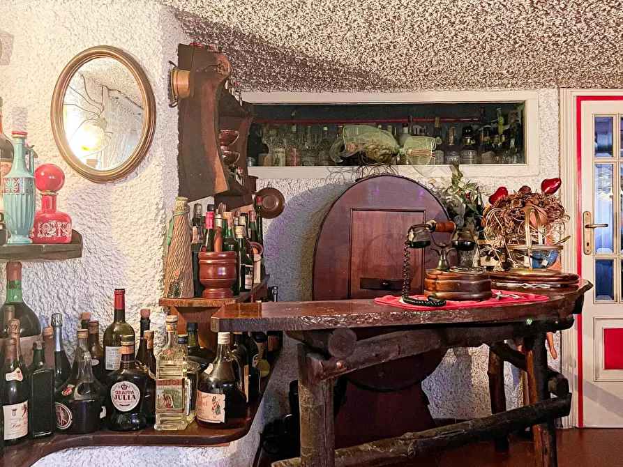 Immagine 39 di Casa indipendente in vendita  a Viareggio