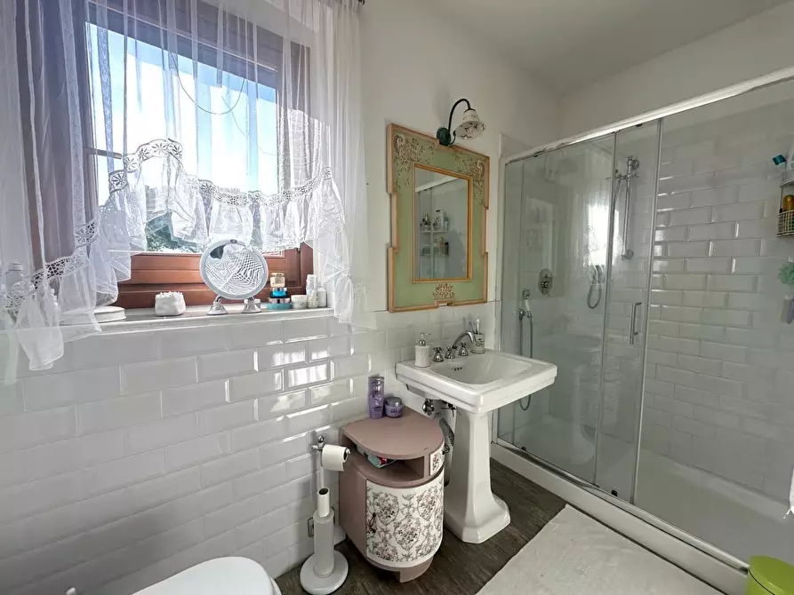 Immagine 10 di Appartamento in vendita  a Empoli