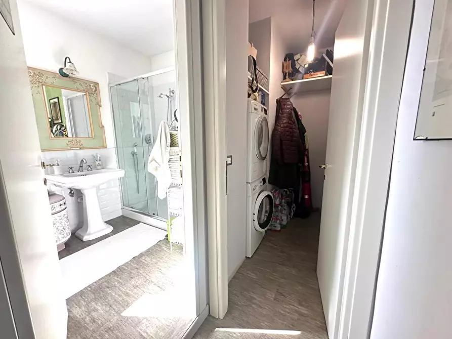 Immagine 9 di Appartamento in vendita  a Empoli