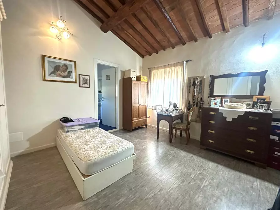 Immagine 11 di Appartamento in vendita  a Empoli