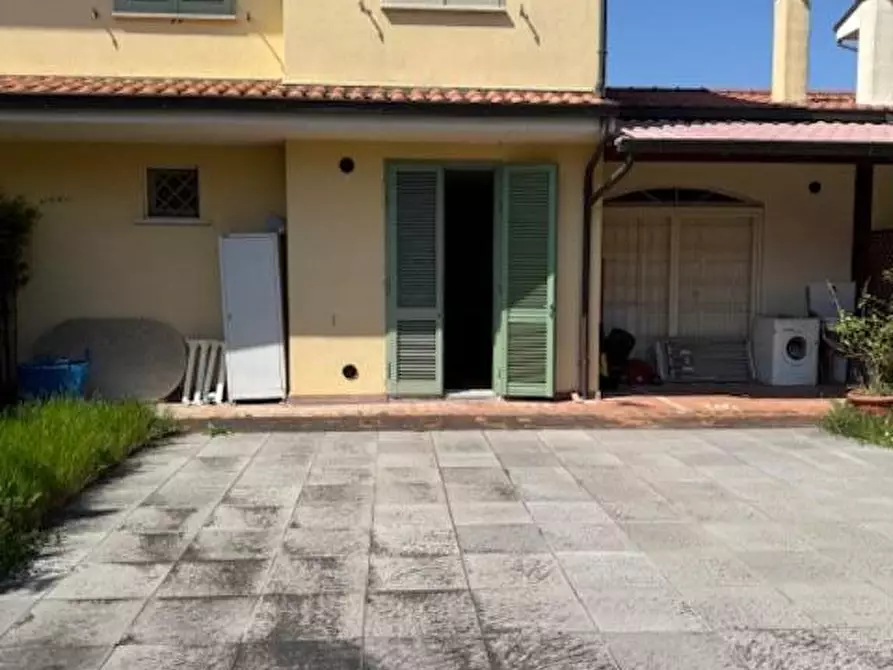 Immagine 2 di Villetta a schiera in vendita  a Fucecchio