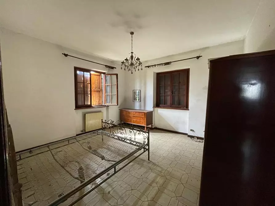 Immagine 12 di Villa in vendita  a Camaiore