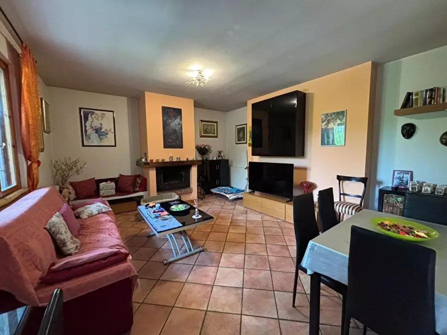 Immagine 11 di Appartamento in vendita  a Collesalvetti