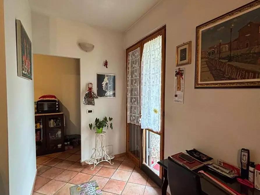 Immagine 9 di Appartamento in vendita  a Collesalvetti