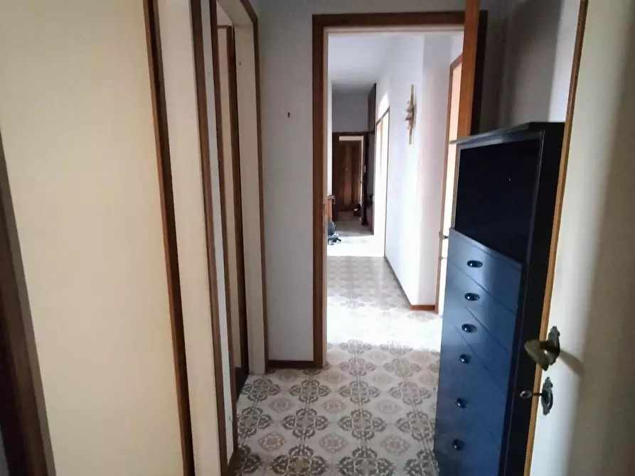 Immagine 15 di Appartamento in vendita  a Massa