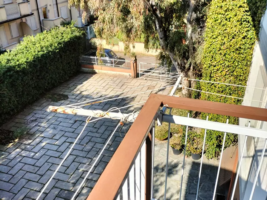 Immagine 17 di Appartamento in vendita  a Massa