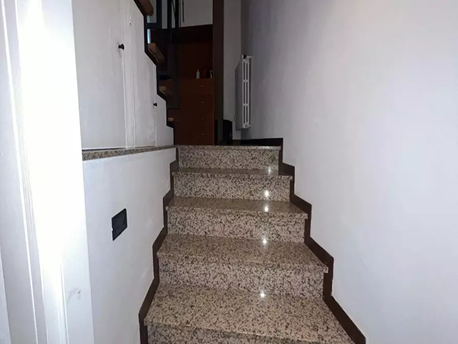 Immagine 40 di Appartamento in vendita  a Colle Di Val D'elsa