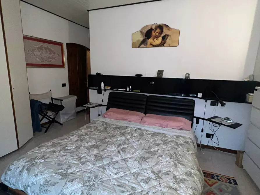 Immagine 33 di Appartamento in vendita  a Colle Di Val D'elsa