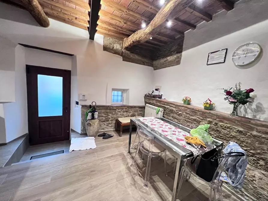 Immagine 1 di Appartamento in vendita  a Colle Di Val D'elsa