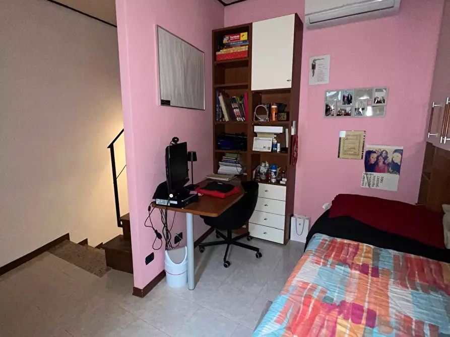 Immagine 17 di Appartamento in vendita  a Colle Di Val D'elsa