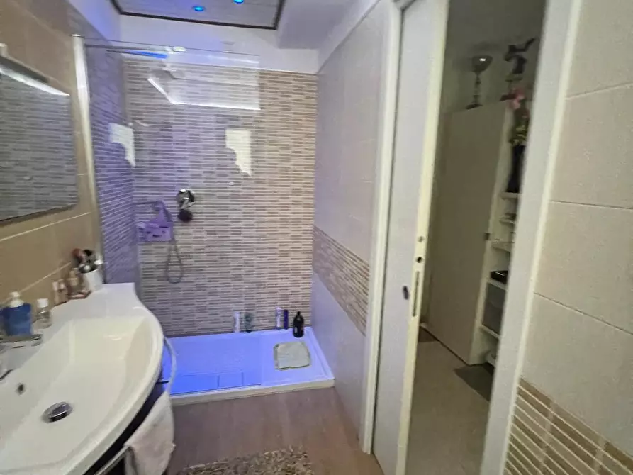 Immagine 4 di Appartamento in vendita  a Colle Di Val D'elsa