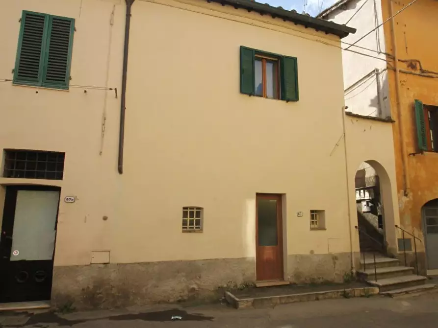 Immagine 31 di Appartamento in vendita  a Colle Di Val D'elsa