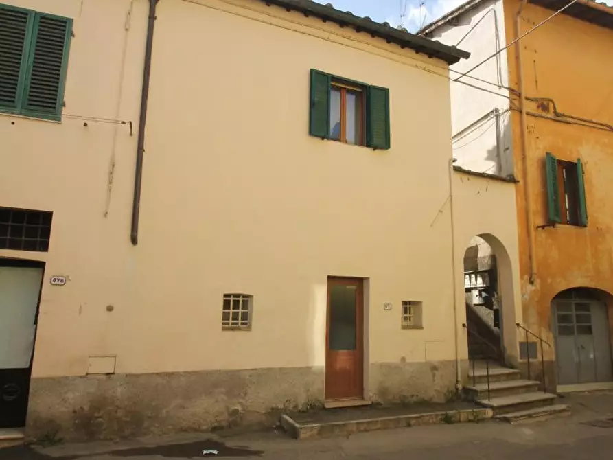 Immagine 36 di Appartamento in vendita  a Colle Di Val D'elsa