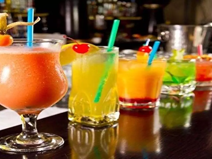 Immagine 2 di Negozio in vendita  a Pisa